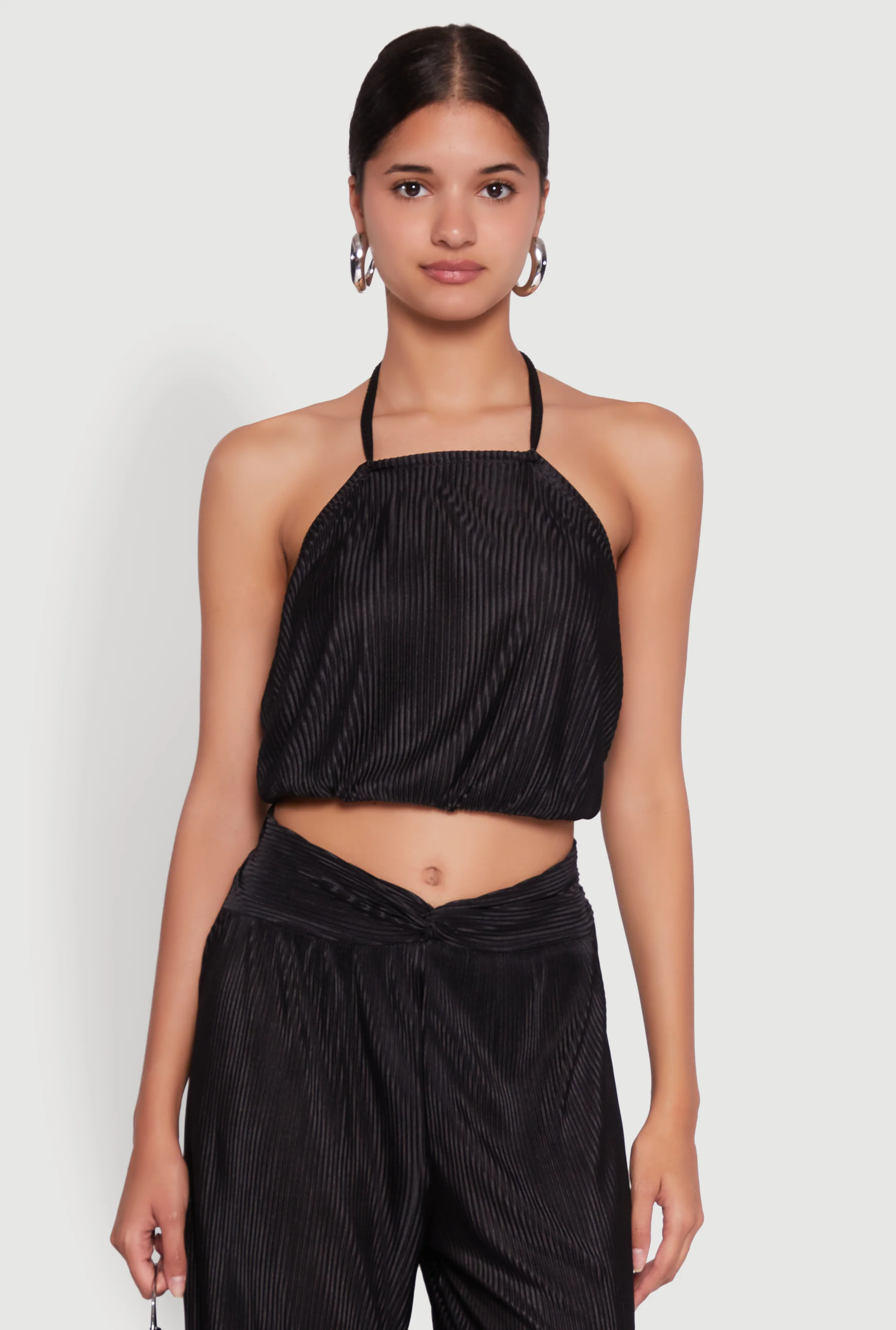 Stylish Halter Top in Cropped Hem and Plisse Fabric