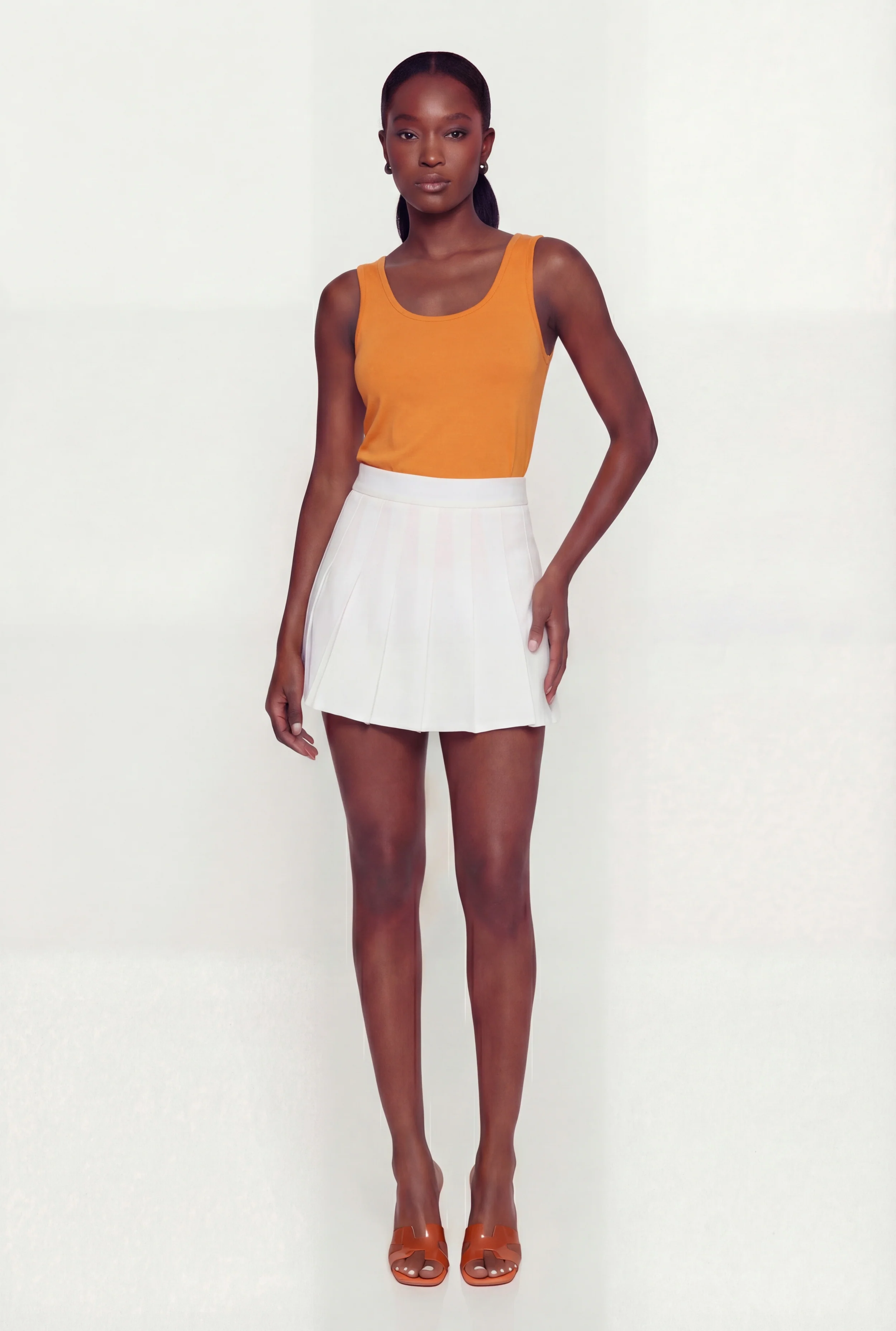 Basic Scoop Neck Tank Top