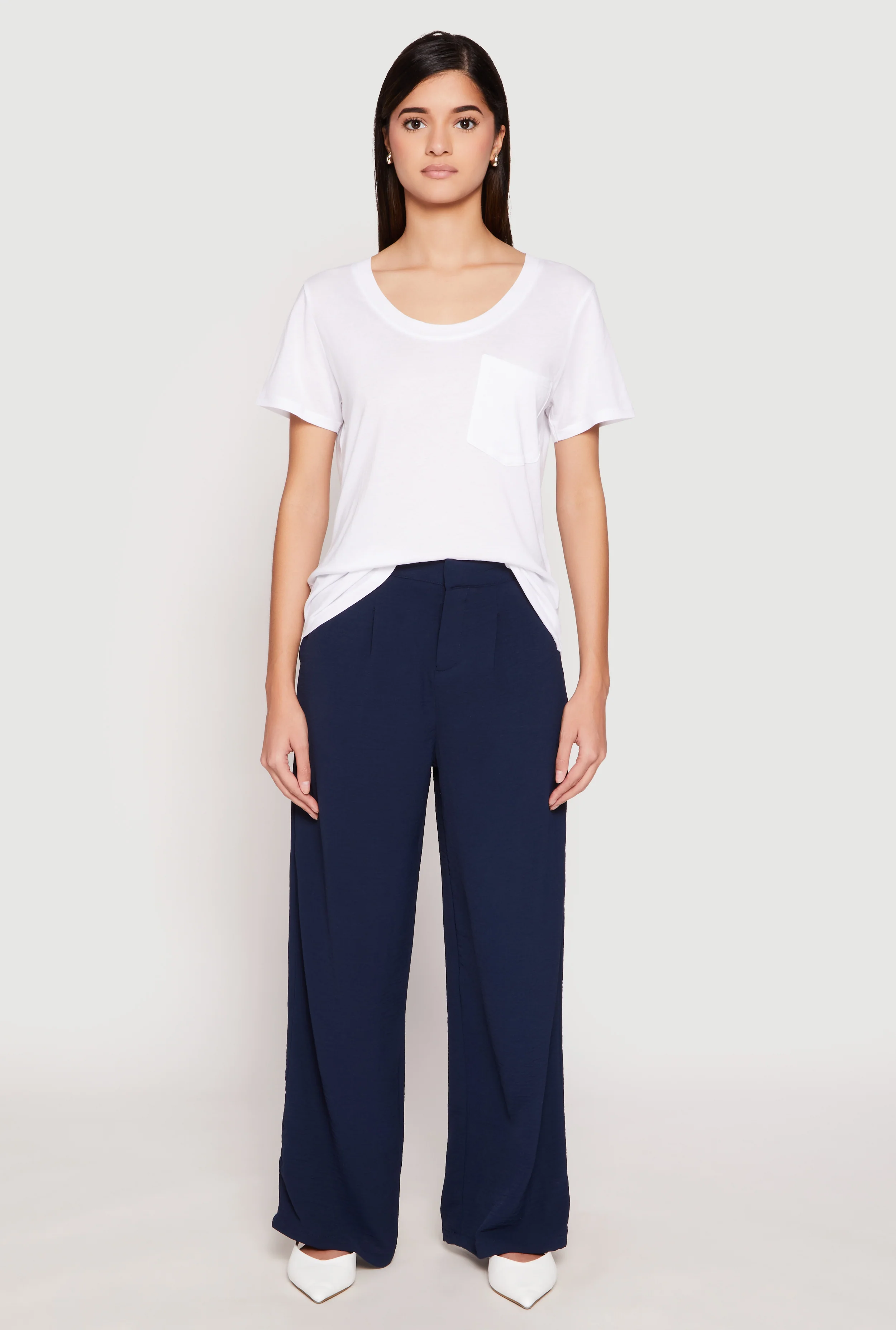 Scoop Neck Pocket T Shirt
