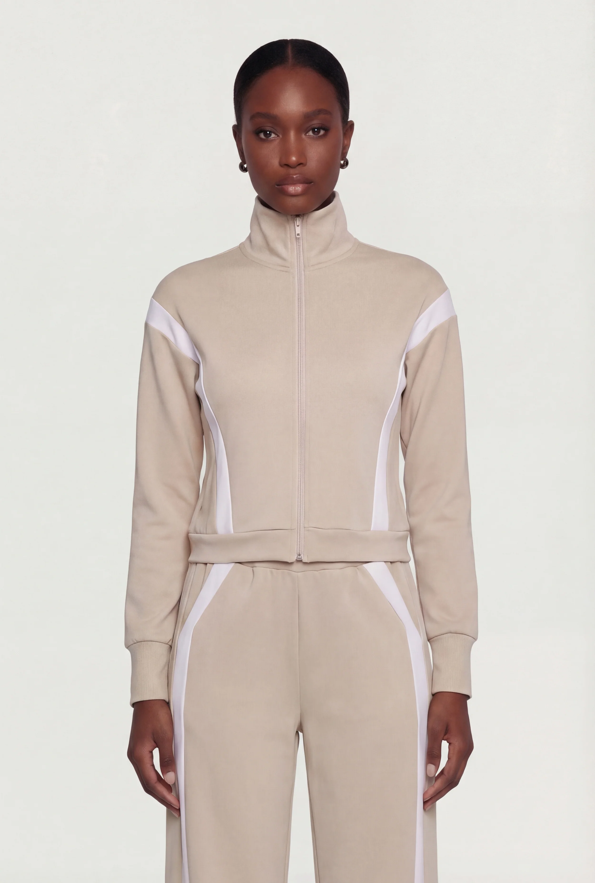 Contrast Trim Zip Front Mock Neck Active Jacket