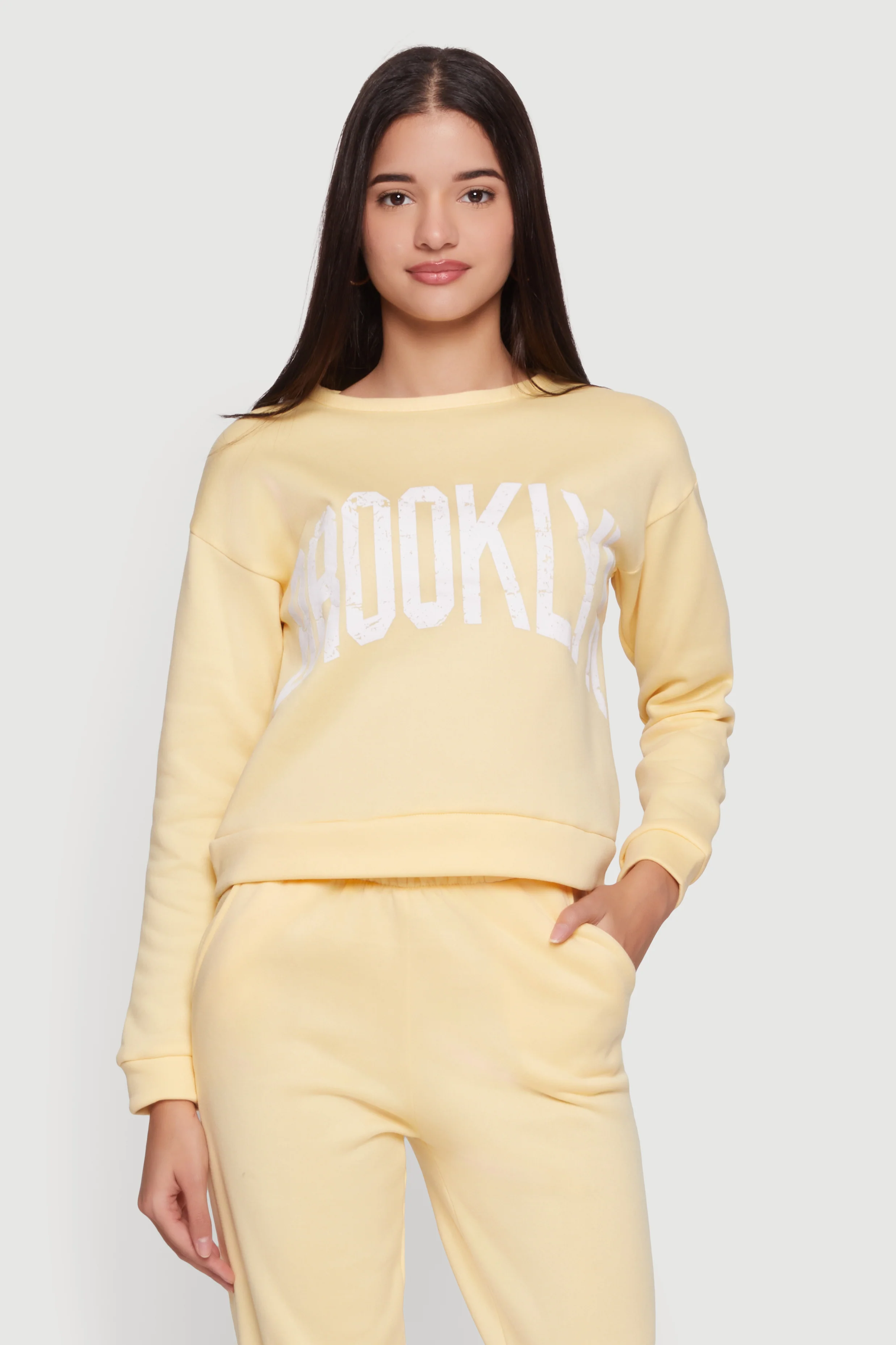 Graphic Long Sleeve Pullover Sweatshirt