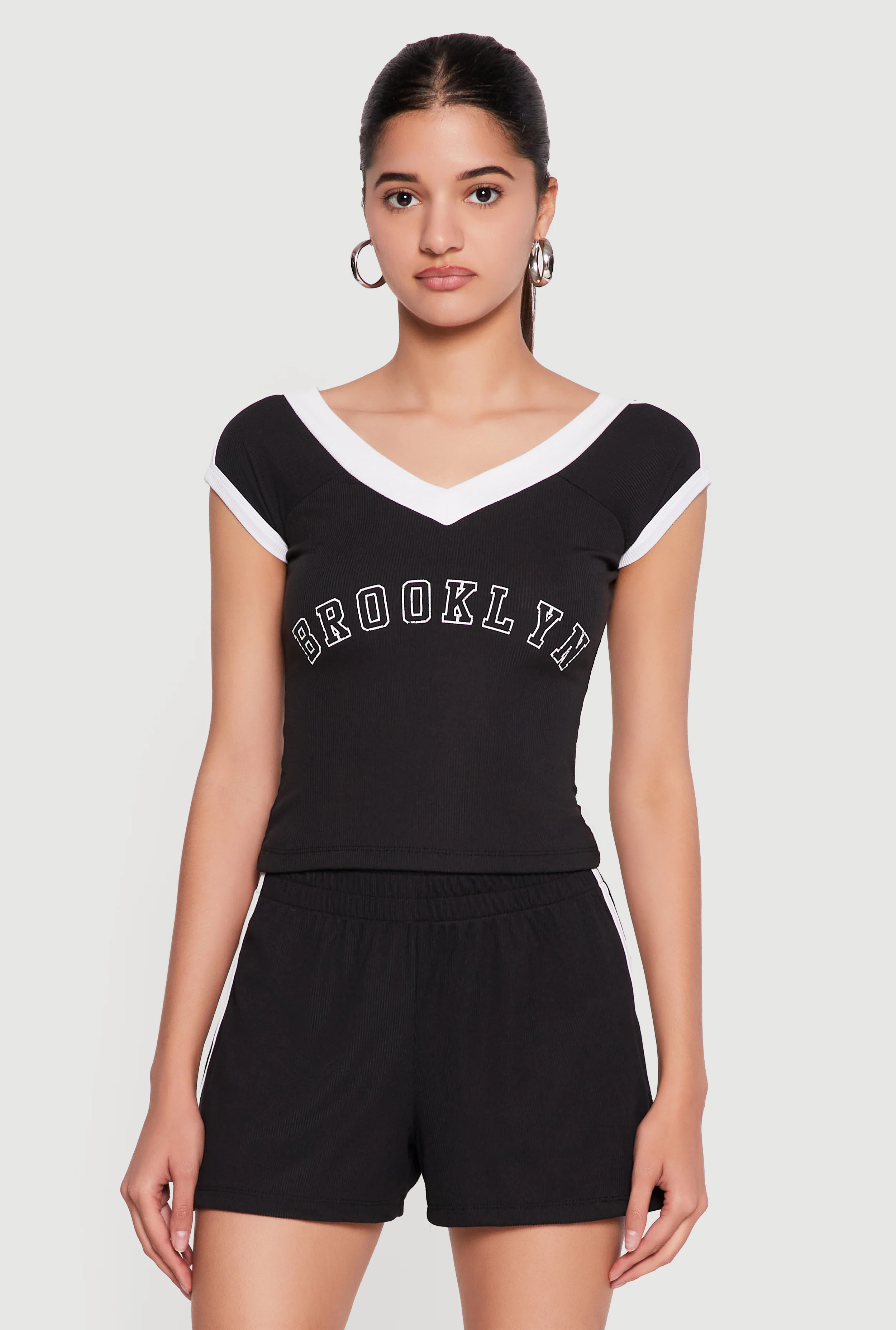 Contrast Trim Brooklyn Graphic V Neck Tee