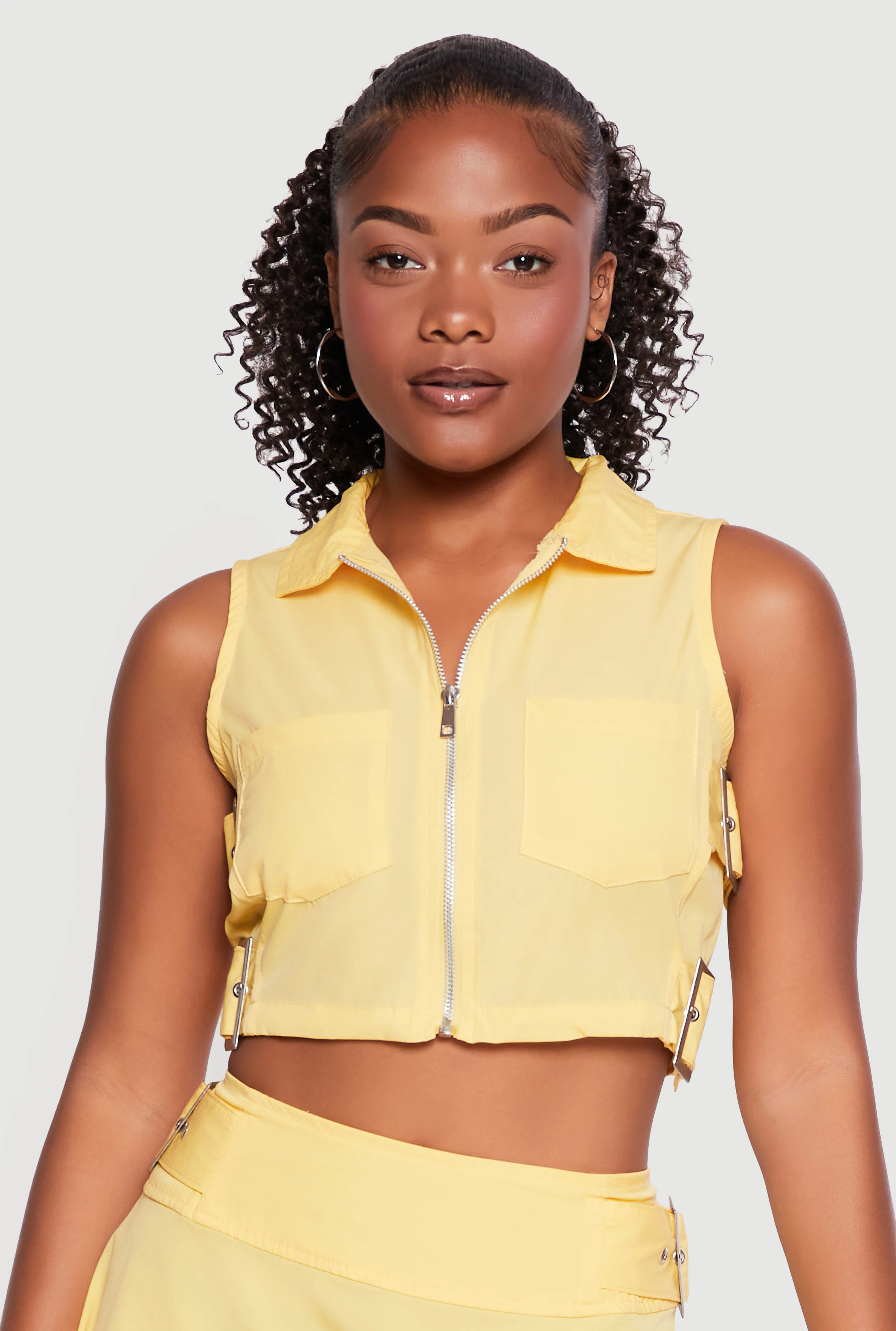 Buckle Detail Zip Front Cropped Cargo Vest