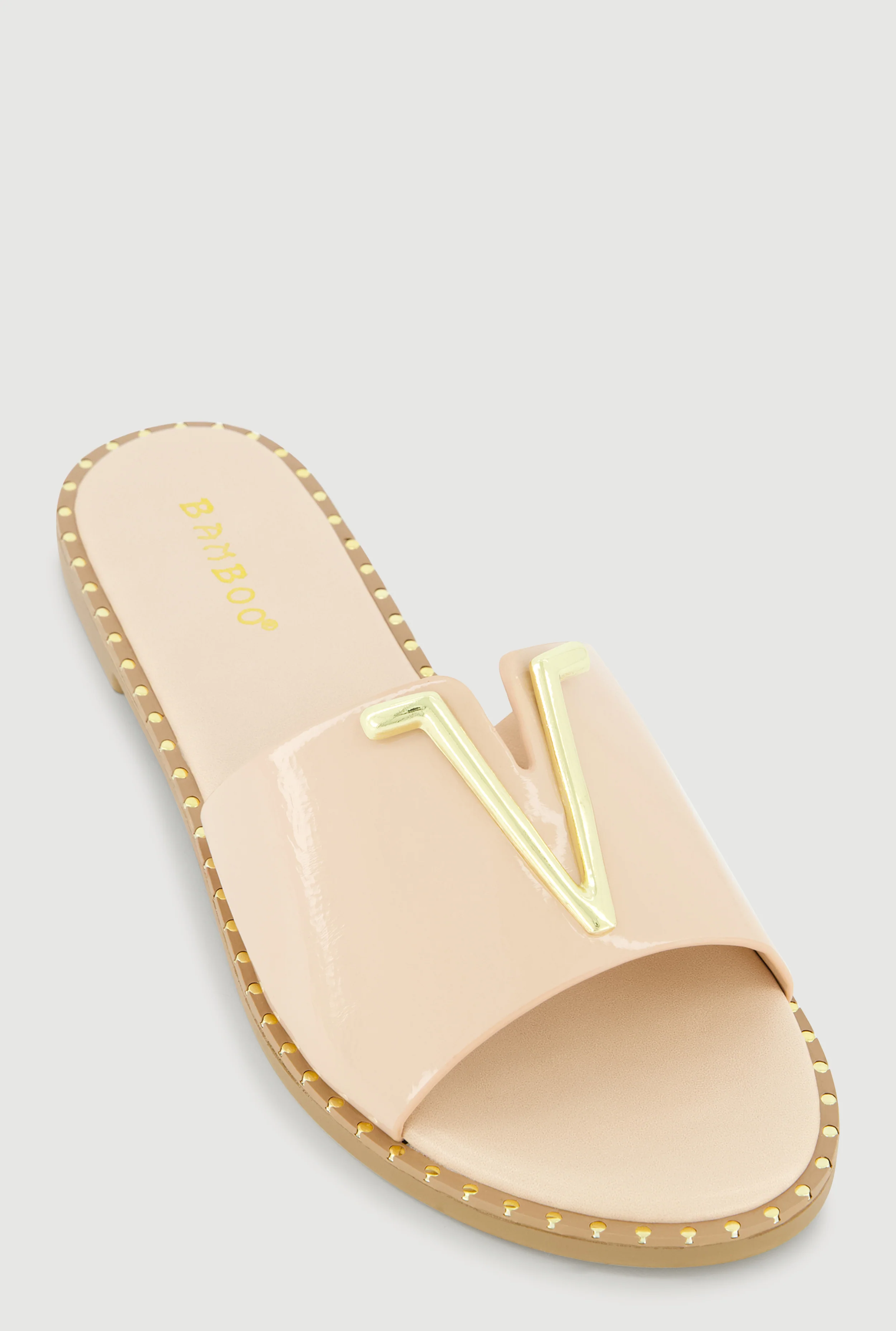 Metallic V Pendant Notched Band Slide Sandals