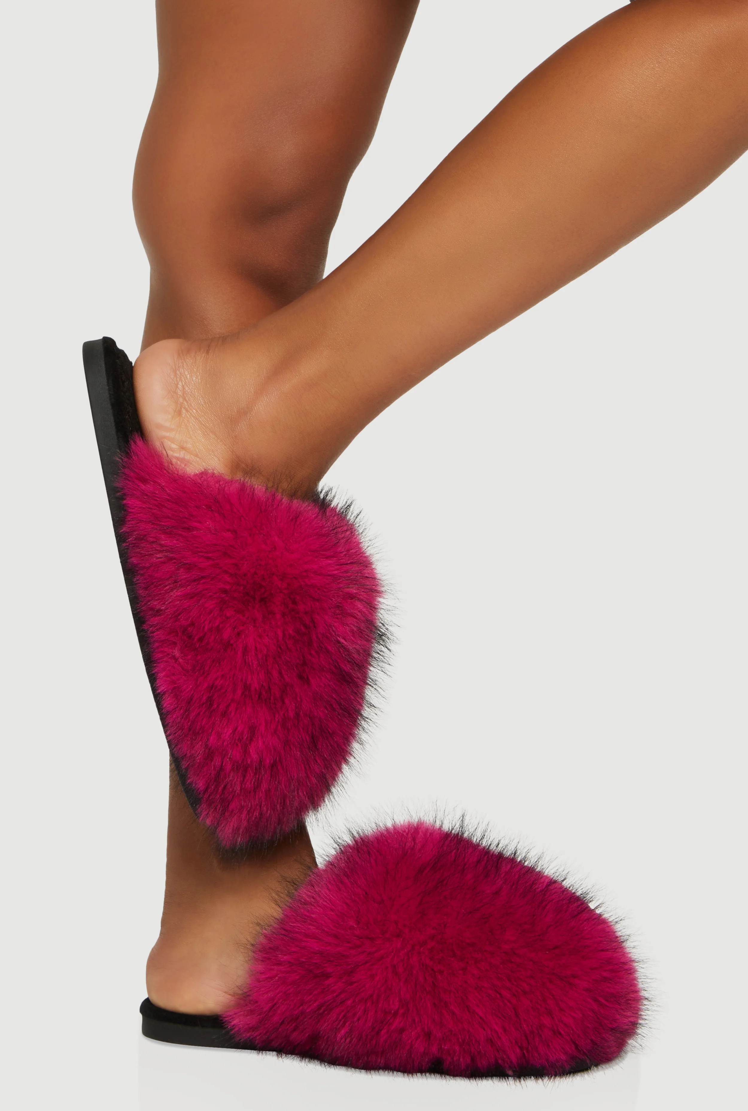 Cozy Faux Fur Closed Toe Slippers