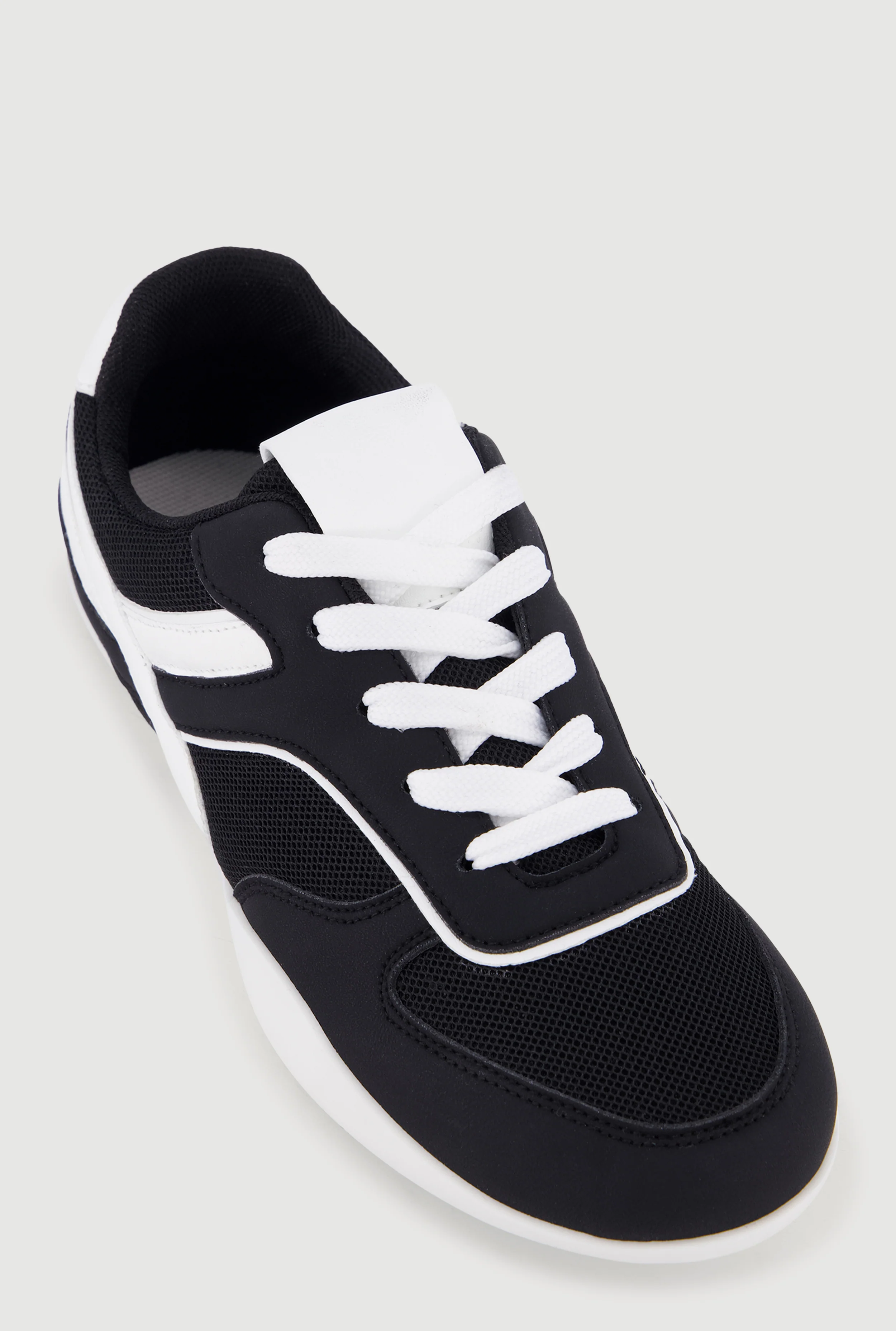 Contrast Low Top Sneakers
