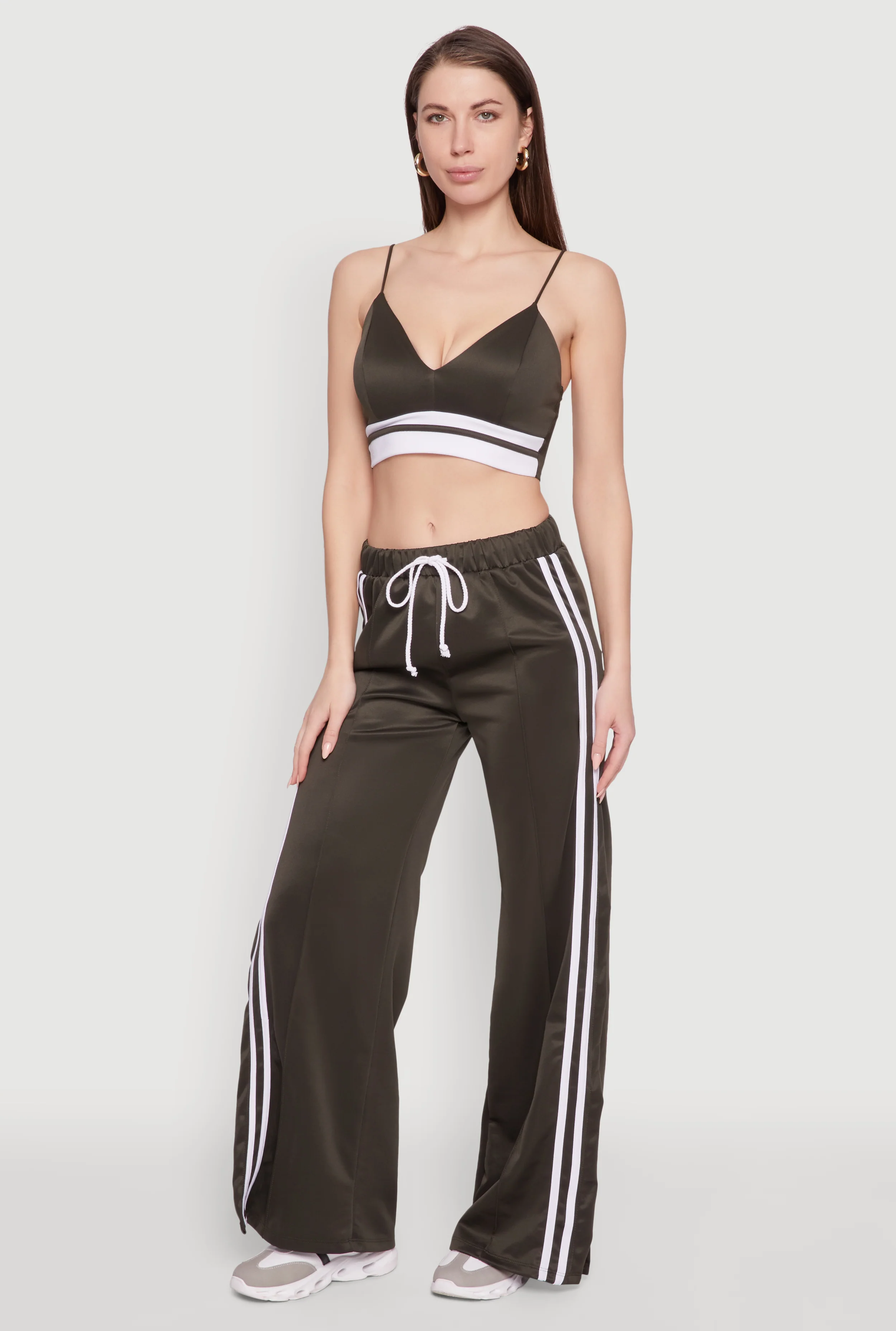 Trendy Scuba V Neck Bralette with Contrast Trim