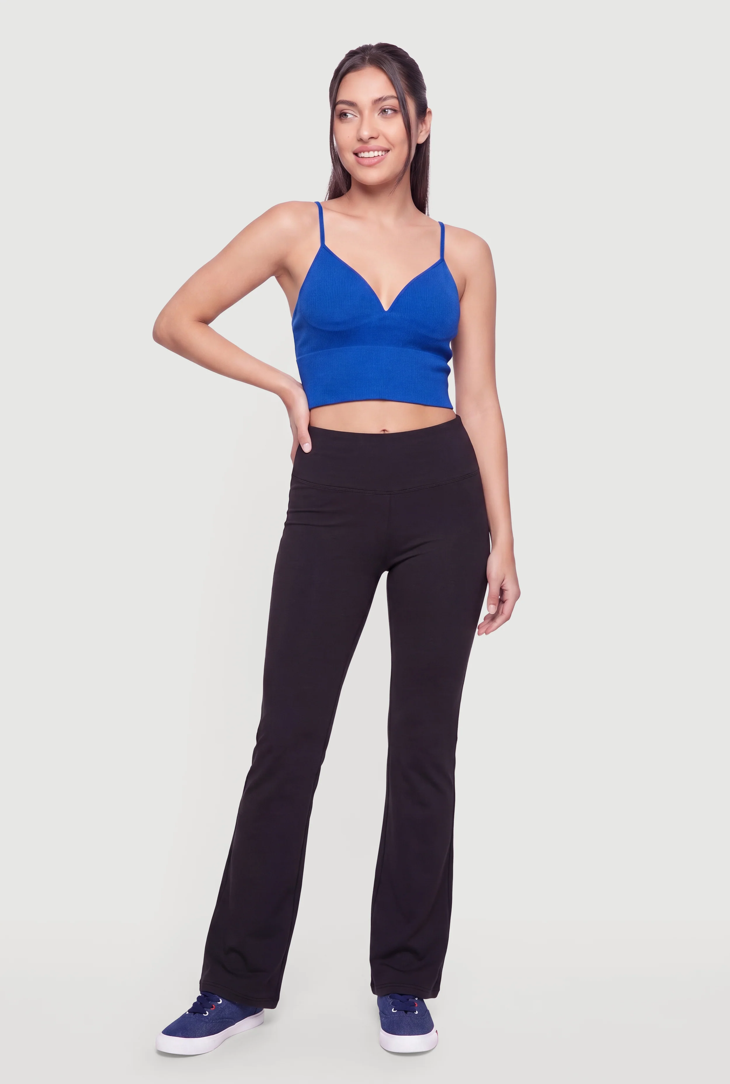 Seamless V Neck Cropped Cami with Mesh Shelf Bra Lining