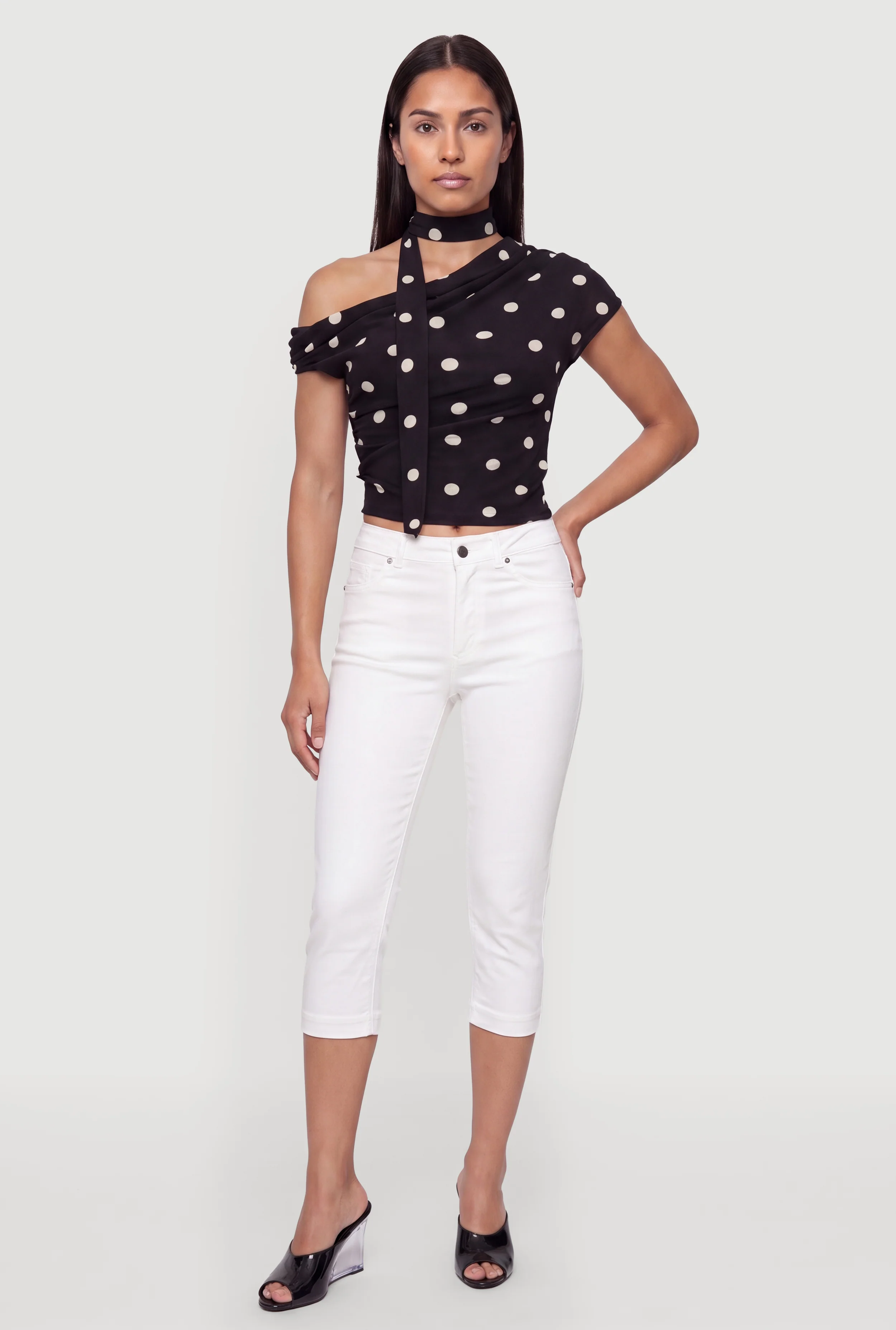 Trendy Mid Rise Capris Pants