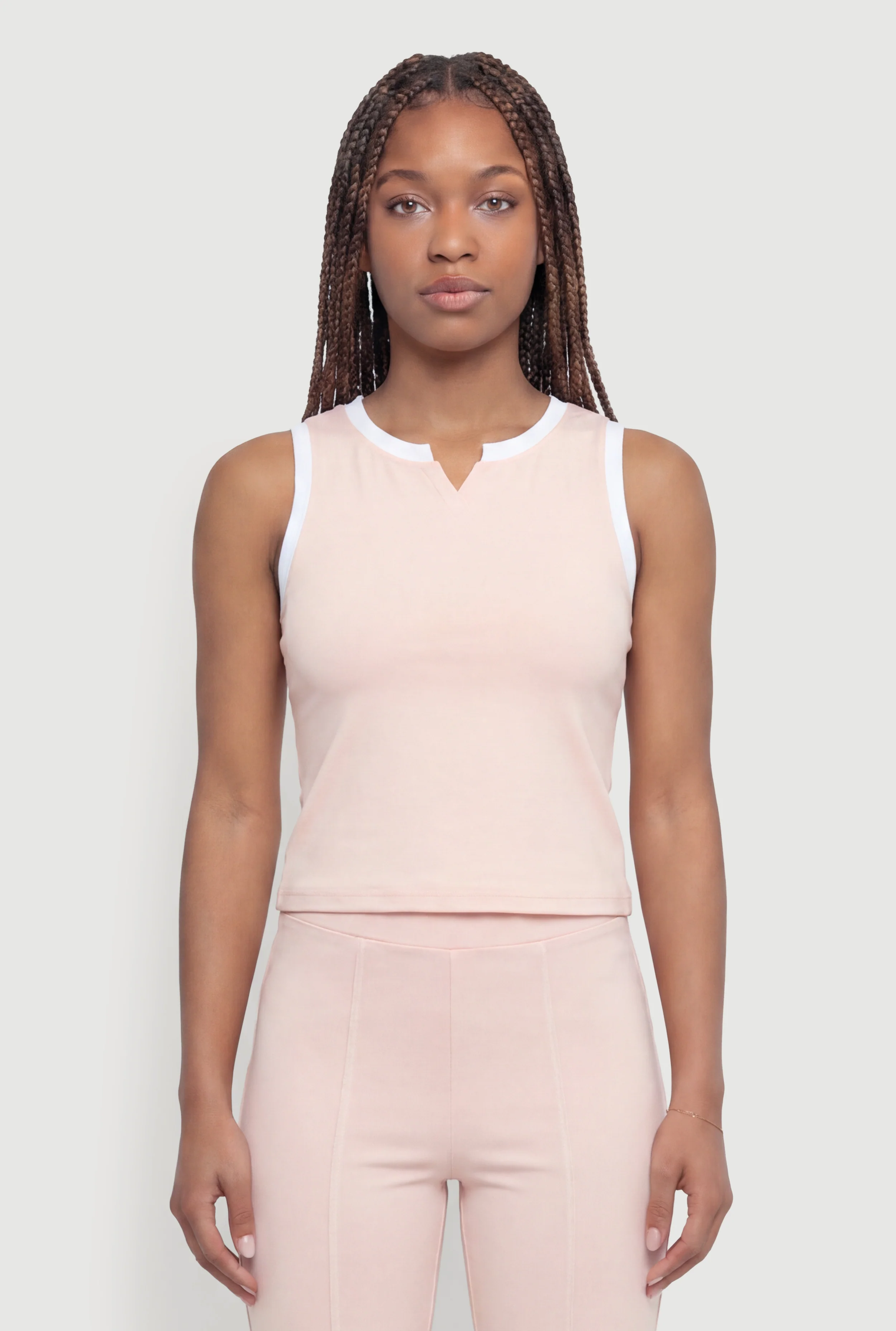 Contrast Trim Notch Neck Crop Top