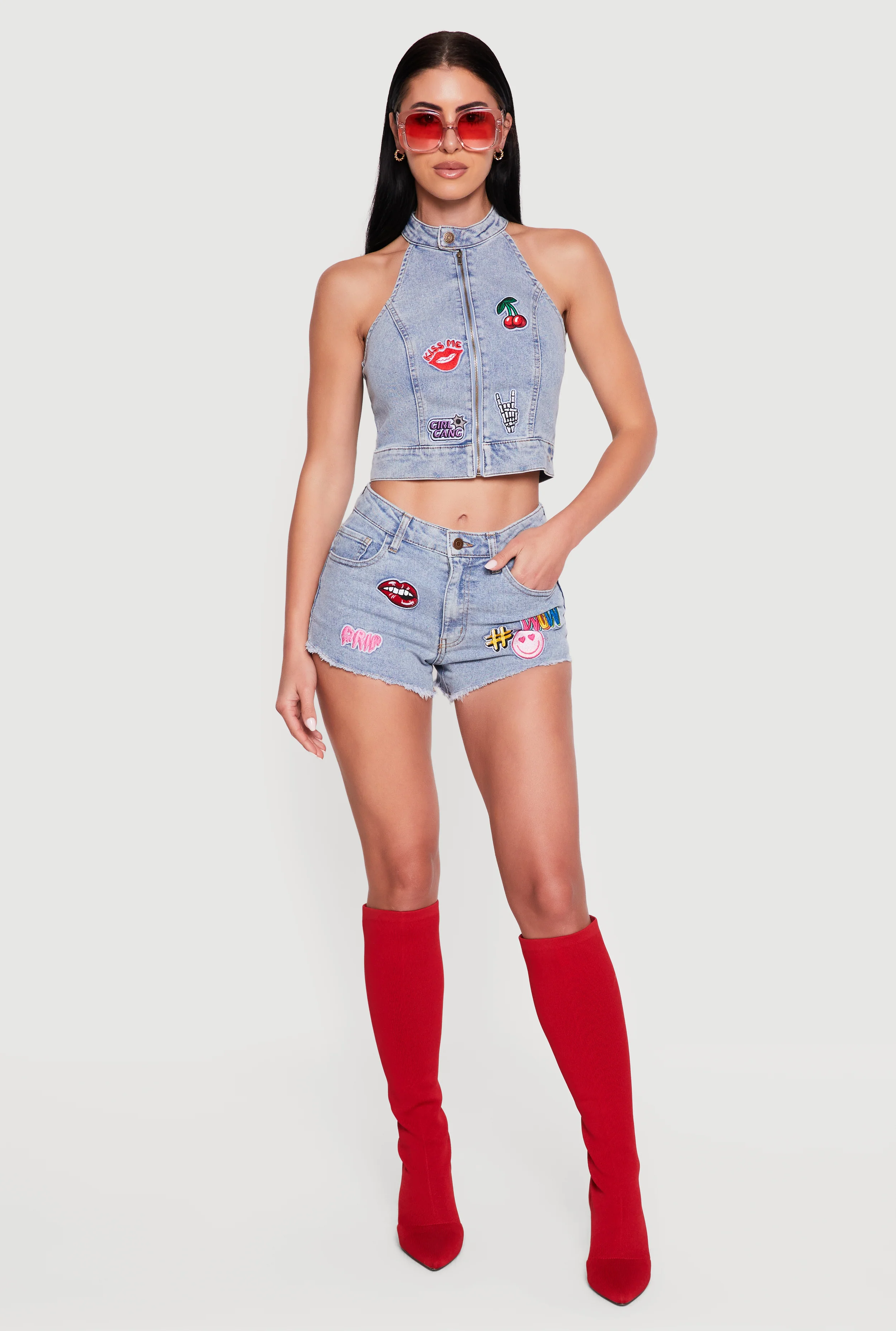Embroidered Patch Graphic Raw Hem Denim Shorts