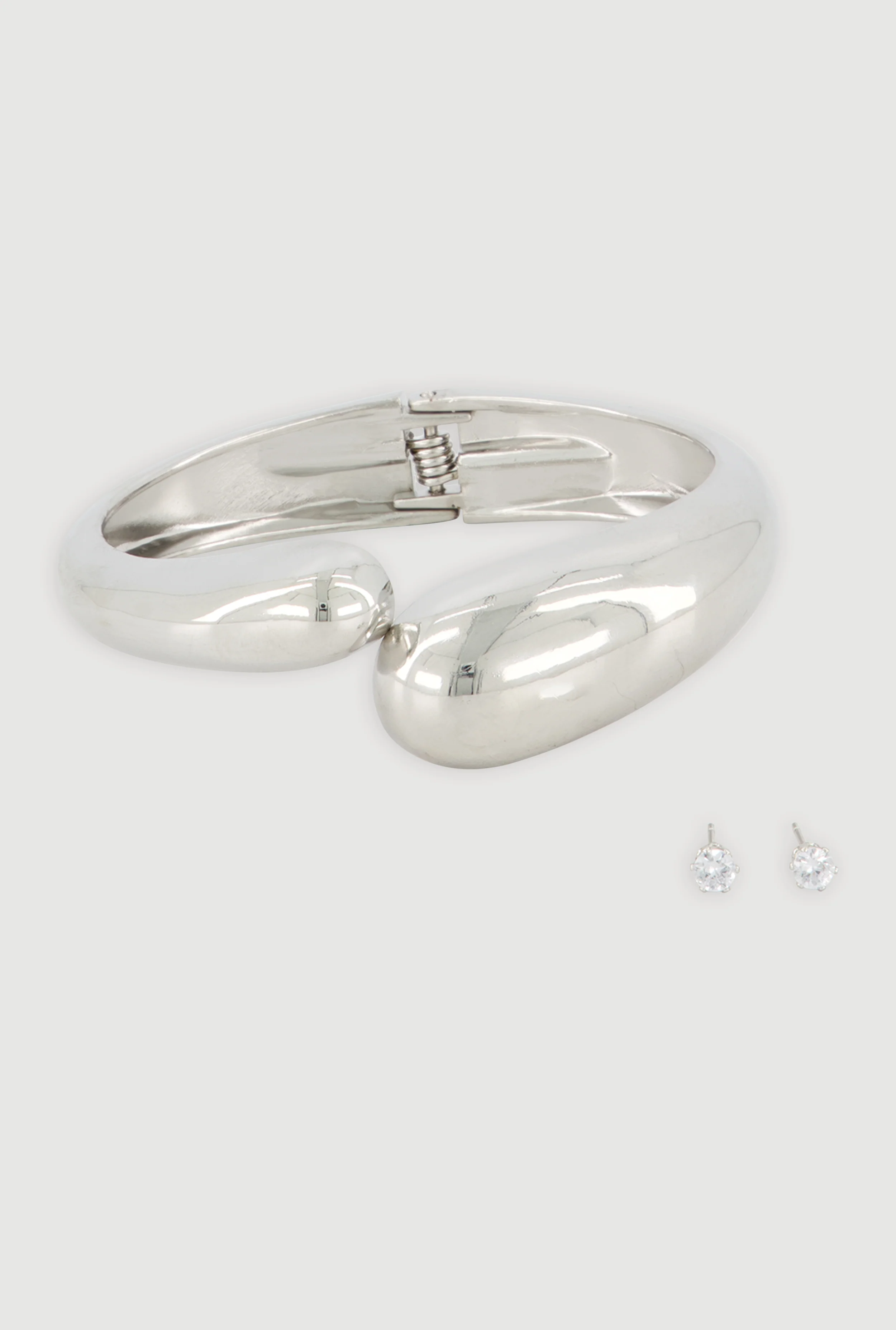 Chunky Hinge Bracelet and Stud Earrings Set