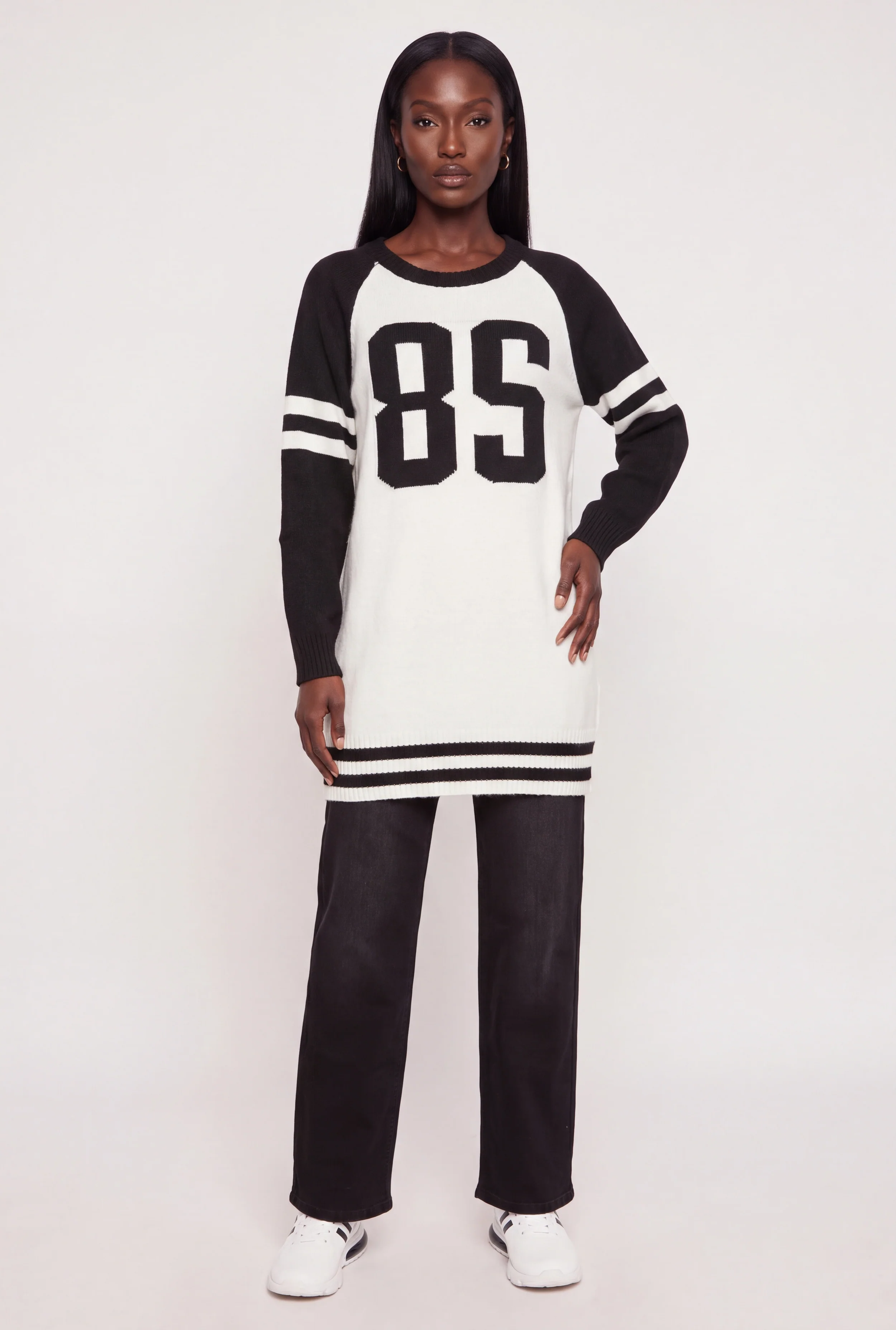 85 Varsity Graphic Oversized Sweater