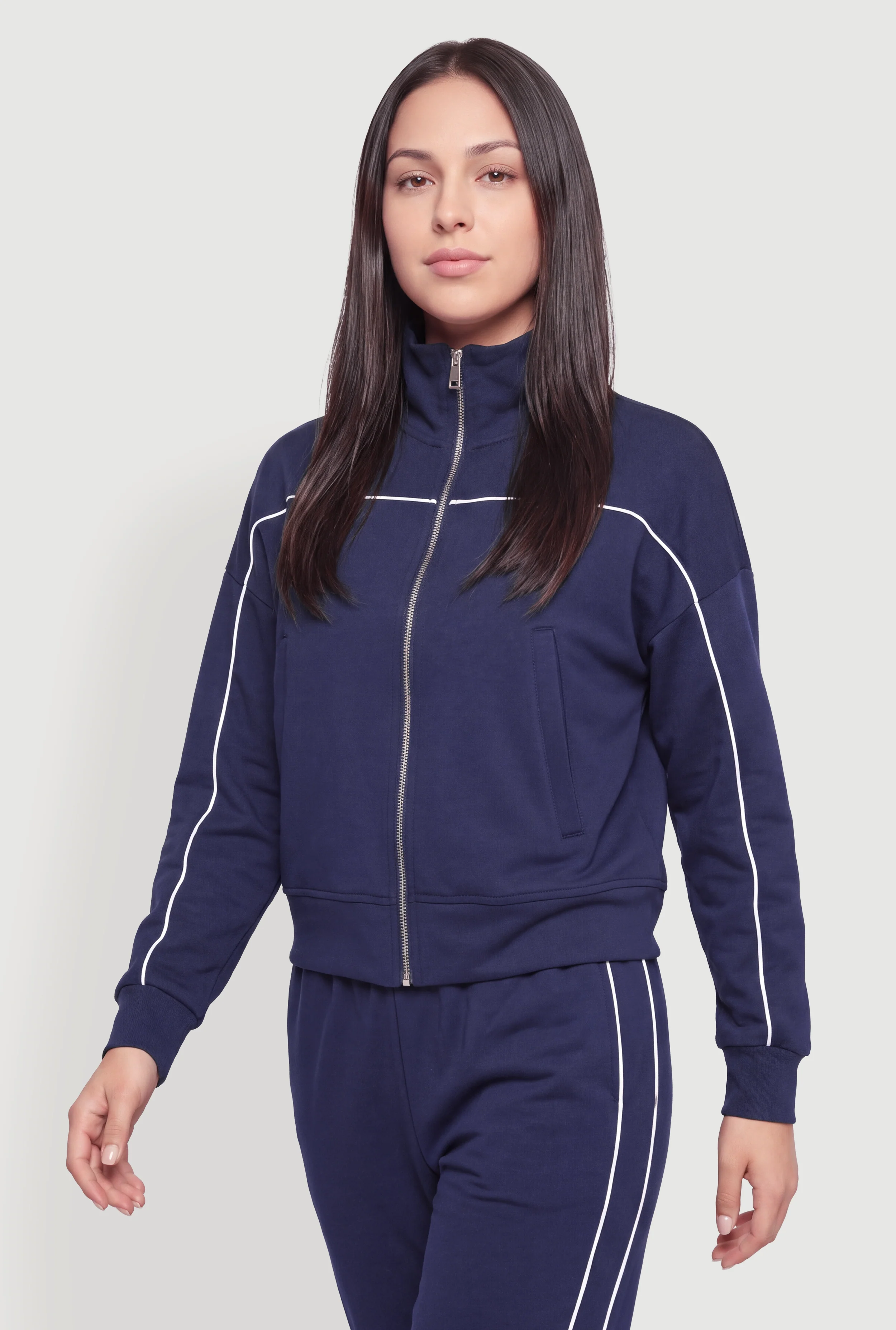 Contrast Piping Zip Front Mock Neck Sweatshirt