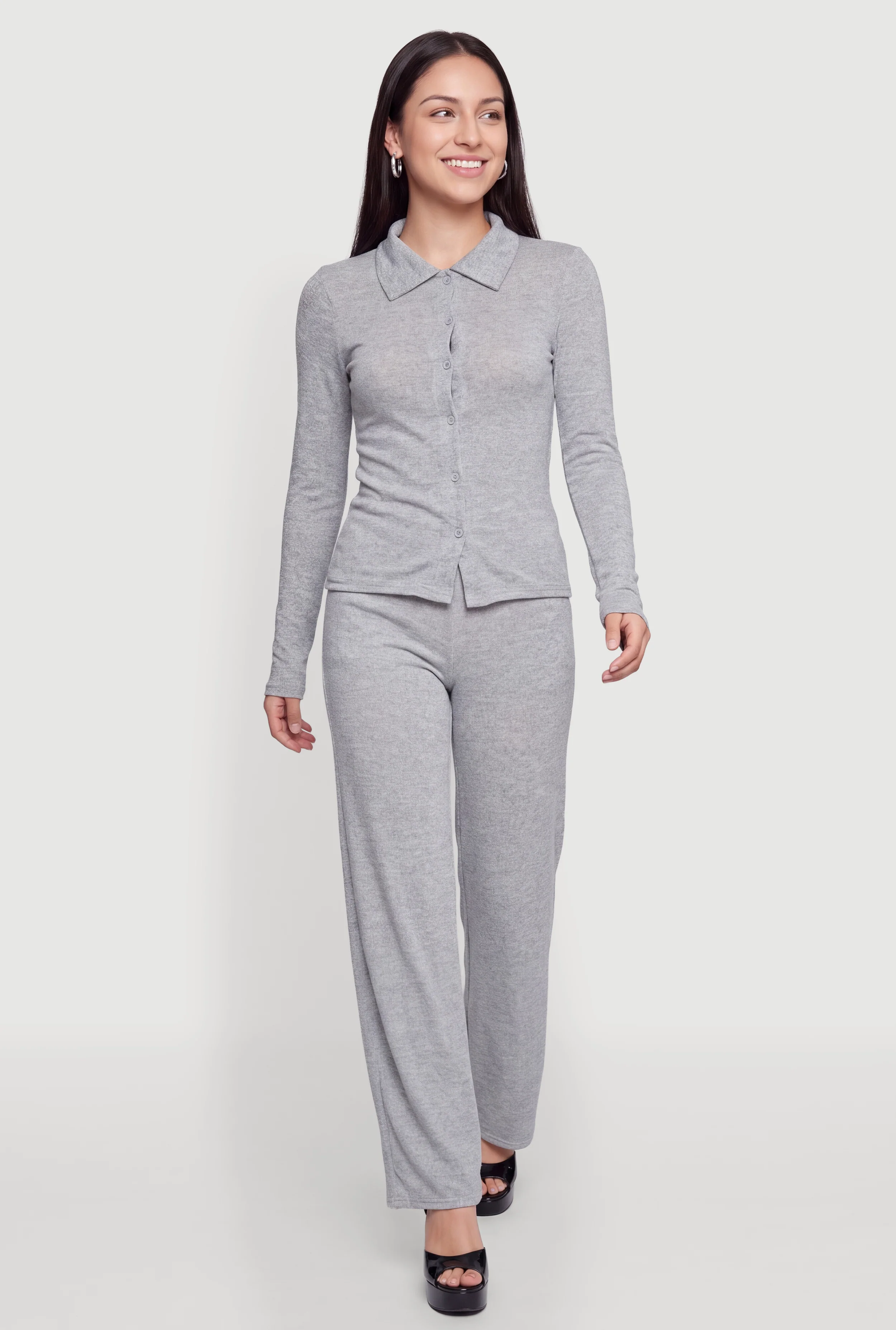 Mid Rise Wide Leg Pull On Pants