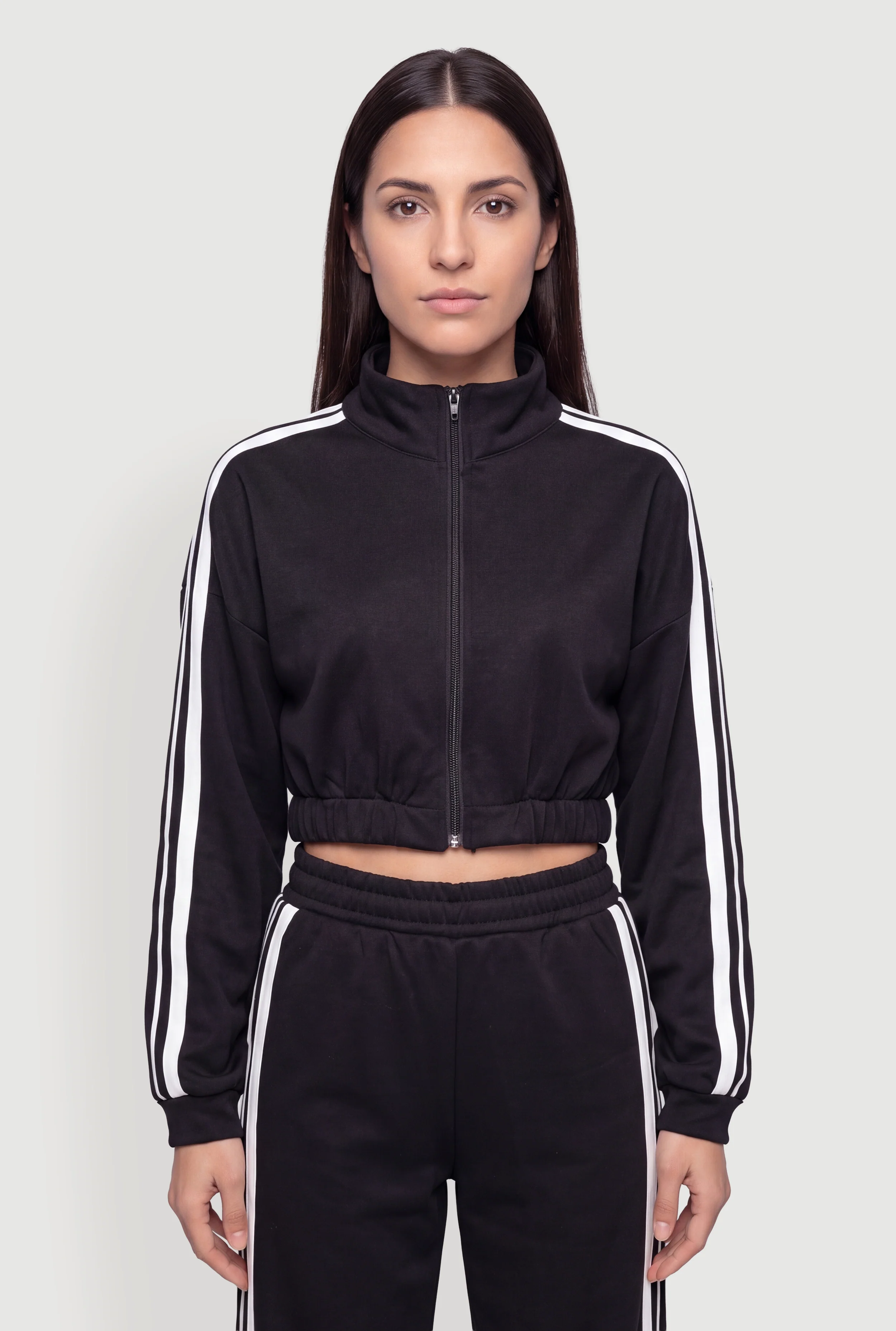 Contrast Trim Zip Front Mock Neck Cropped Jacket
