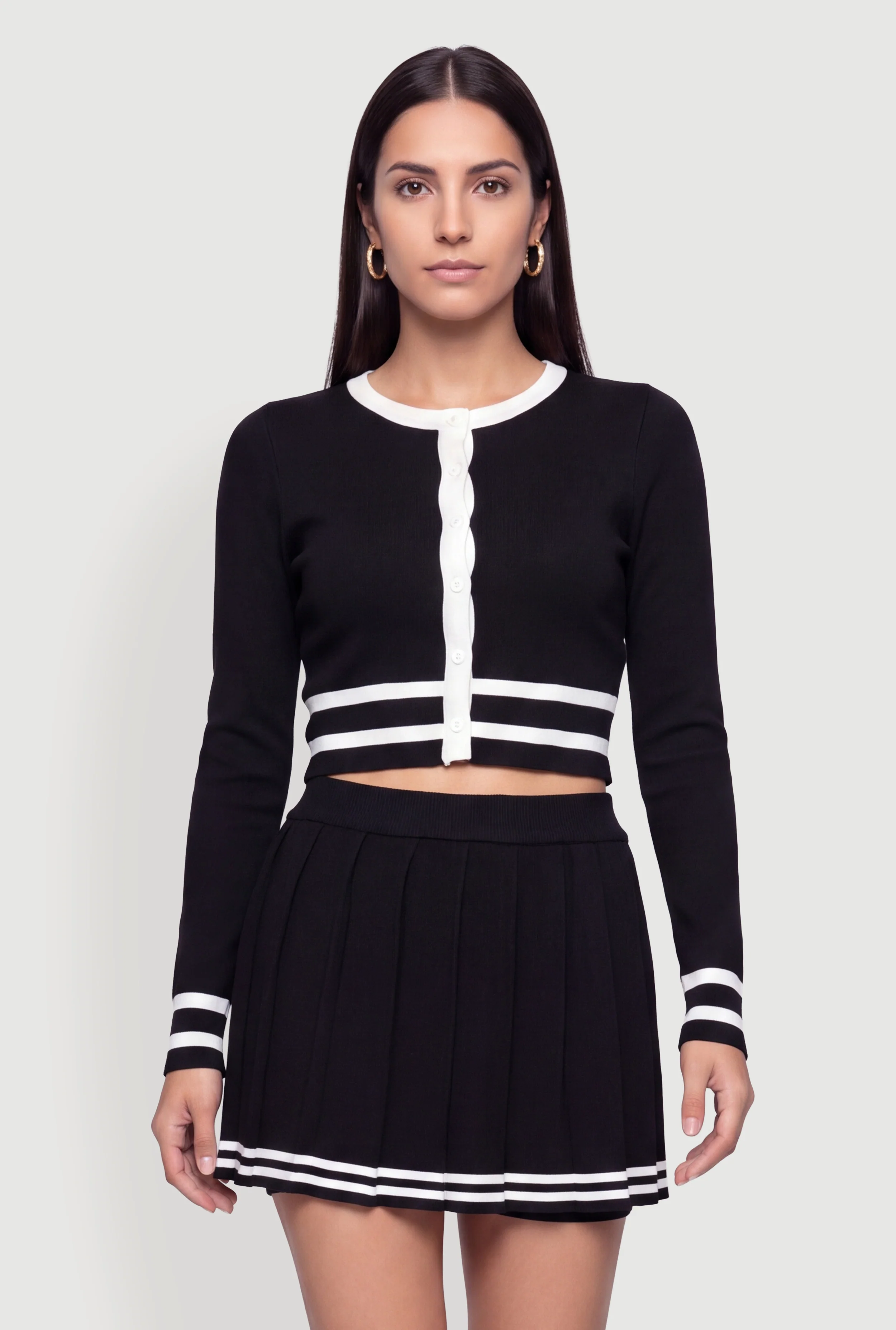 Contrast Trim Button Front Cropped Cardigan