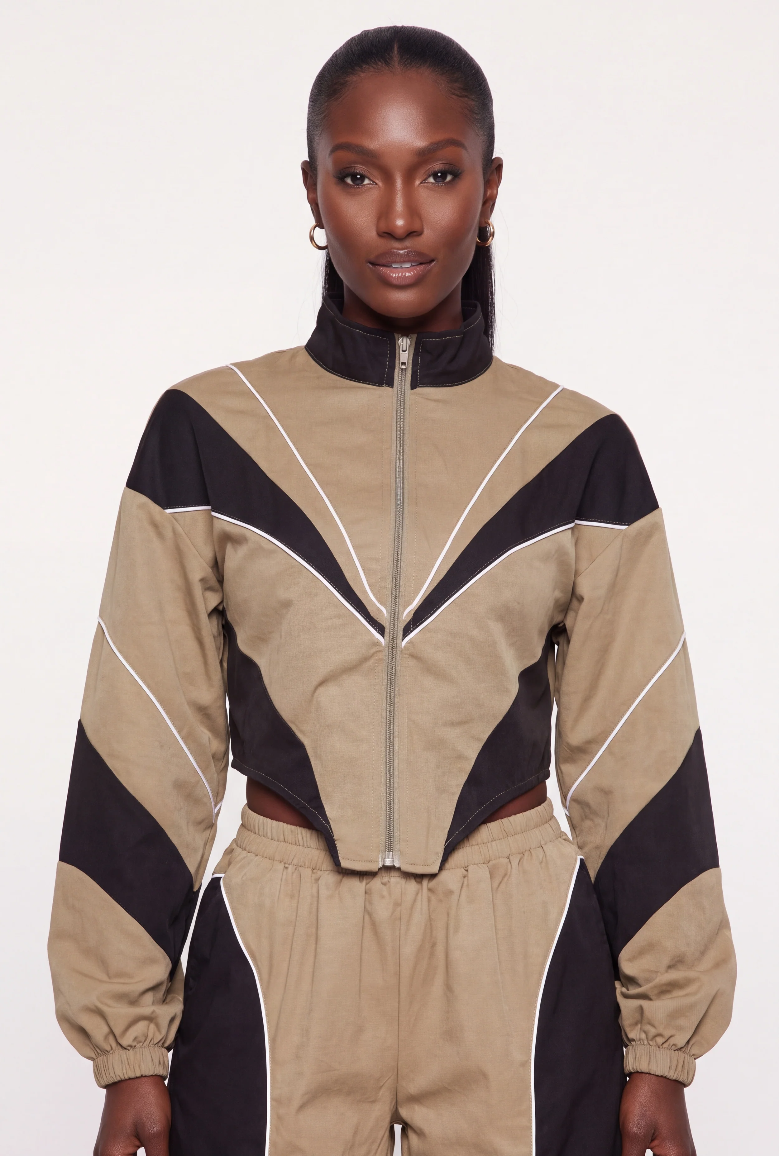 Color Blocked Zip Front Cropped Jacket with Contrast Piping